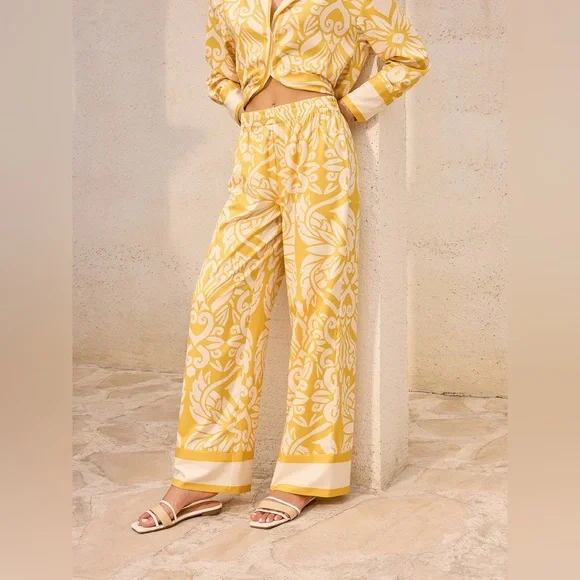 Commense Patterned Mid-Waisted Wide-Leg Pants - Picture 3 of 11